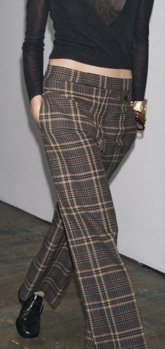 Панталон в шотландско каре Zara