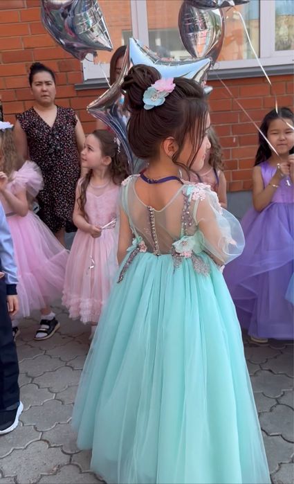 Бальное Платье на выпускной в сад