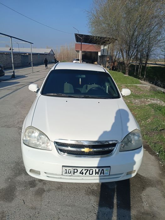 Lasetti 1.8 ideal xolatda