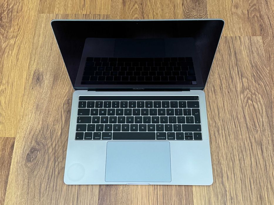 13.3 Core i5 Apple MacBook Pro 2016 TouchBar 16GB RAM/256GB SSD/Бат 6ч