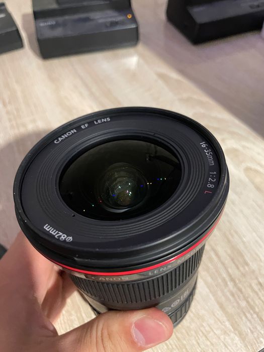 Canon 16-35 2.8G 2покалния