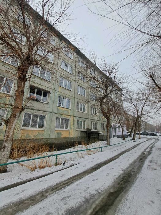 Продам 2 комнаты в общежитии с мебелью