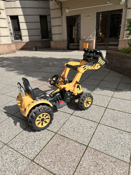 Электромобиль Kingdom трактор