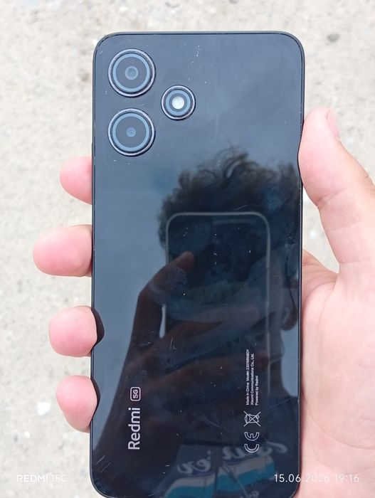 Vând dau la schimb telefonul Xiaomi redmi 12 5g
