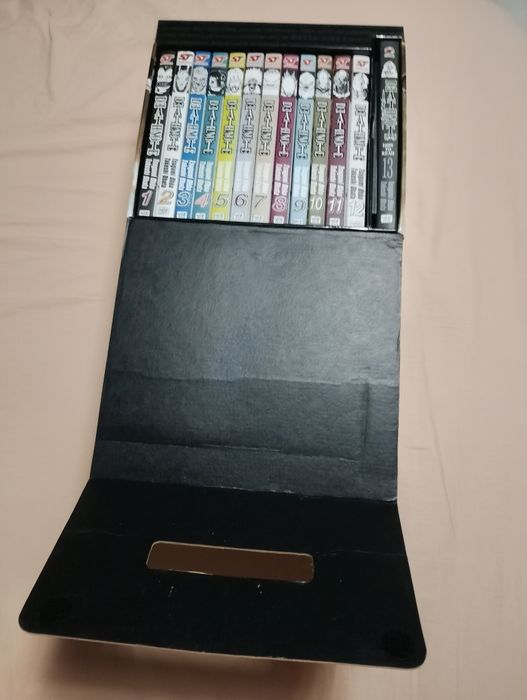 Death Note complete set si Frieren 2 si bakemonogatarii 1 si a silent voice 1 si death note 2