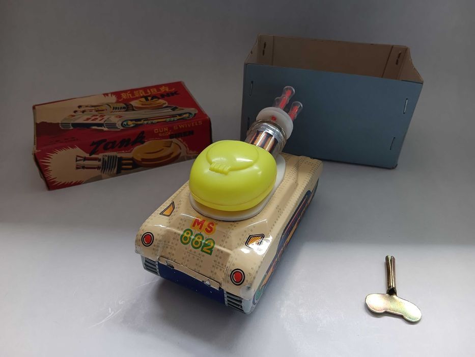 Jucarie Tank,MS 882 Vechi de colecție, Fabricat in comunism, anii 70