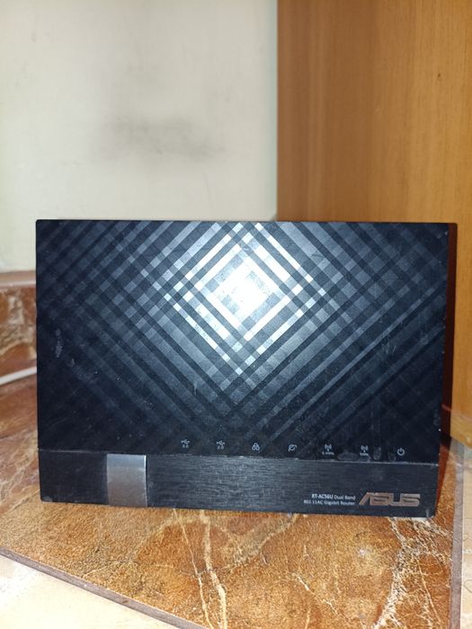 Router Wireless  ASUS RT-AC56U Gigabit 1200AC Wi-Fi 5  Dual Band 2.4 / 5 GHz viteză 300 + 867 Mbps USB3.0 & USB2.0 - IMPECABIL ca NOU