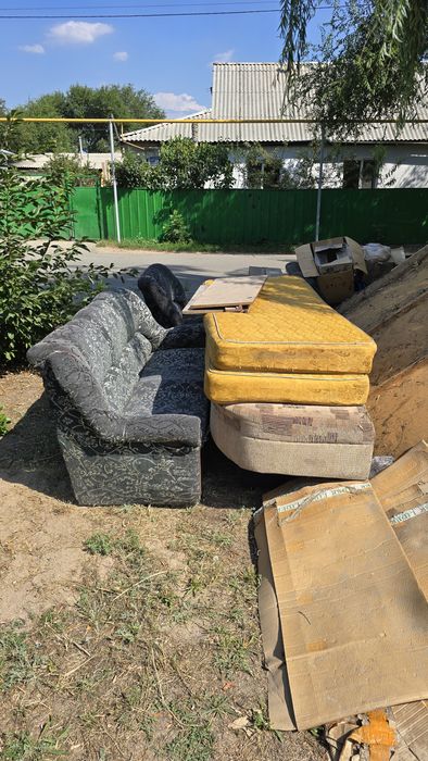 Старый мебель итд