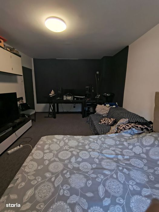 Exclusiv  Far 3 Camere, Et 1, 72 Mp Pret 137000 Euro