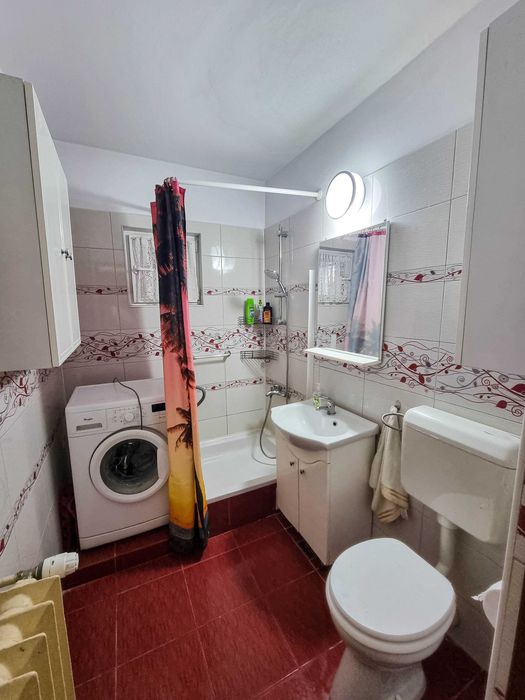 Inchiriez Apartament 3 camere Brancoveanu - Et 2, 70mp, disp imediat