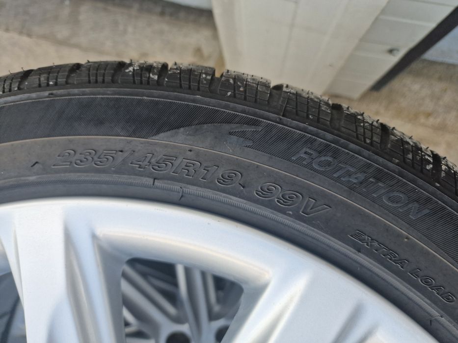 Гуми с Джанти за Audi A6,A7 235/45 R19 Goodride 2022 dot