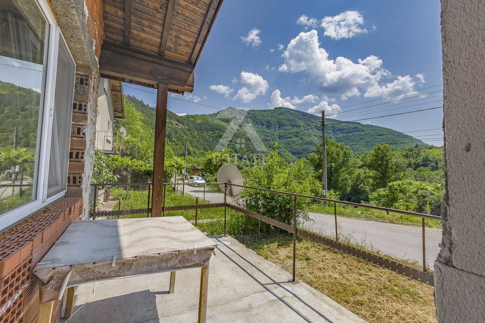 Продава се Къща в с. Бов, Област София-област - 150 кв.м за 654 €/кв.м - Снимка #3