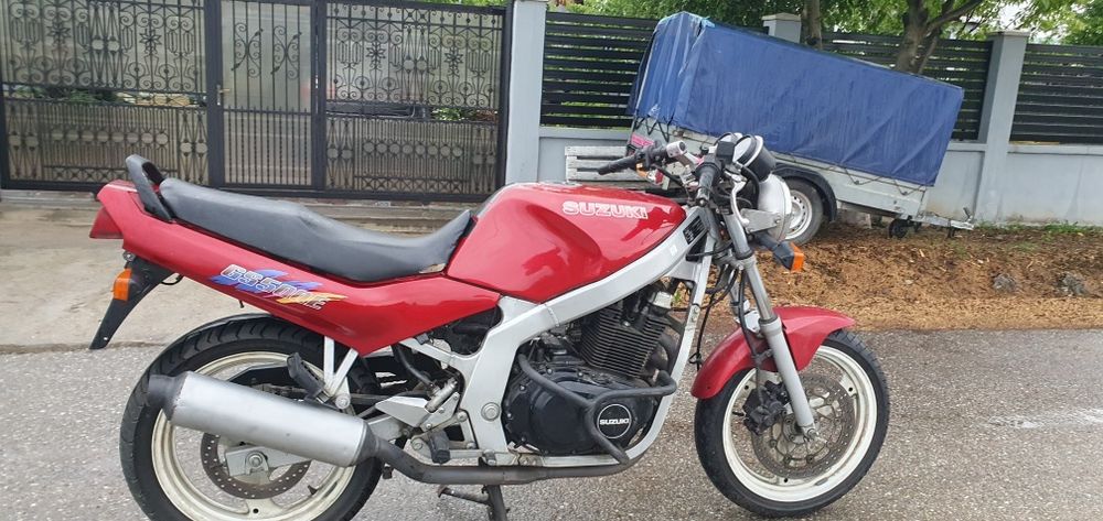 Vând Suzuki gs 500