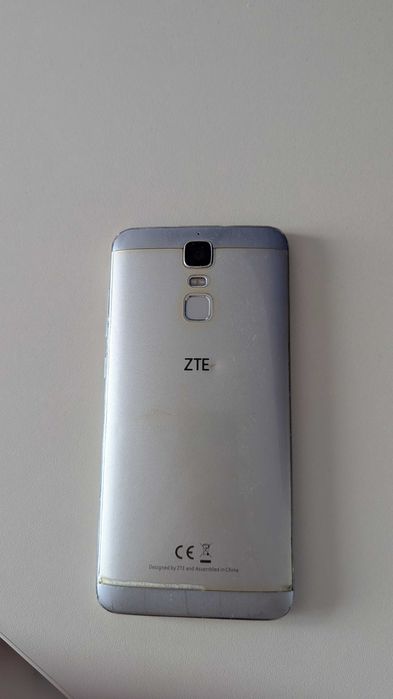 Telefon ZTE , 32GB 4GB RAM , baterie Li-Ion 5000 mAh