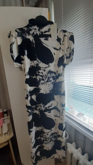 Дамска ефектна рокля