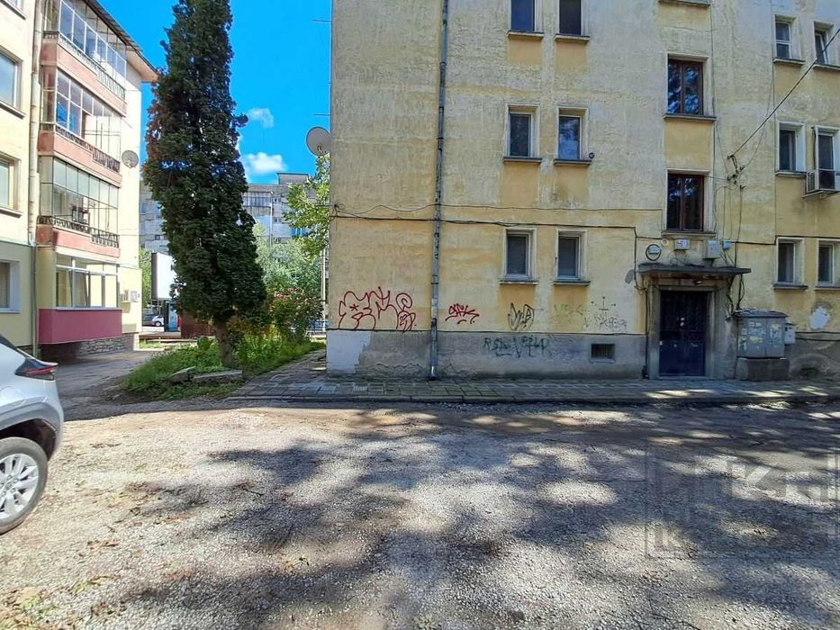 Дава се под наем Гараж / Паркомясто в Велико Търново, Център - 20 кв.м за 66.3 € - Снимка #3