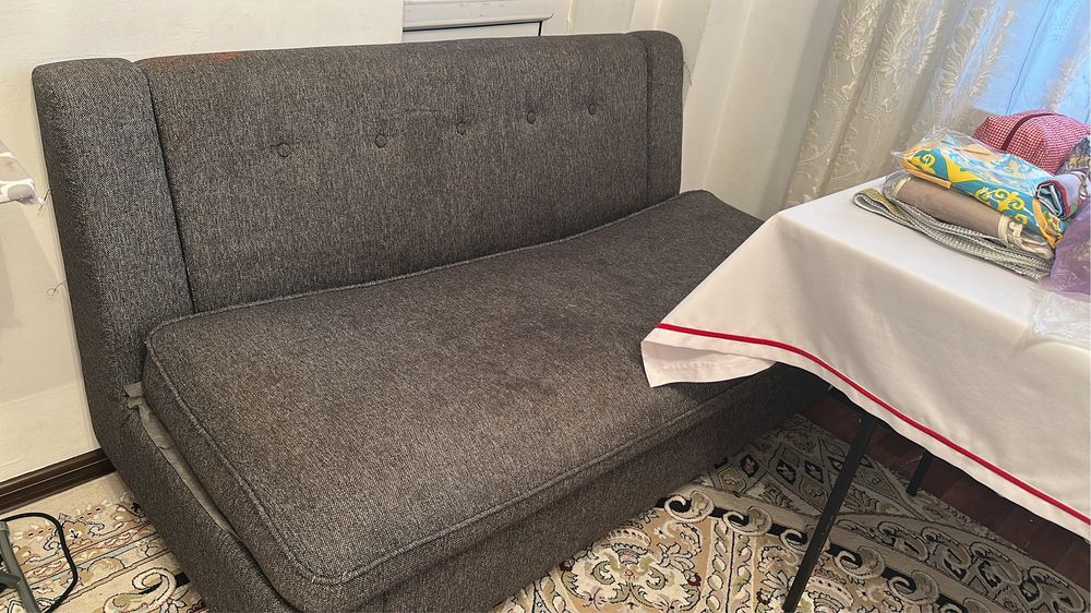 Продам диван по низкой цене