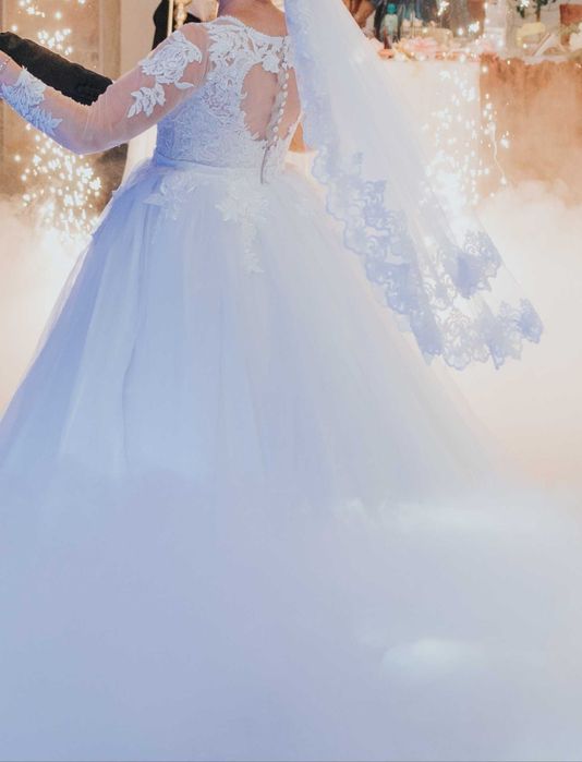 De vânzare rochie de mireasă