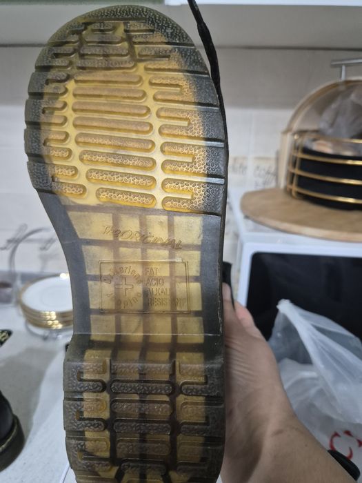 Продаю ботинку осень