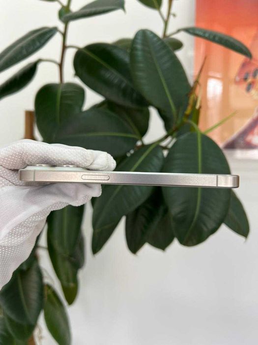 iPhone 15 Pro 256Gb White Titanium