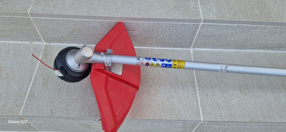 Drujba , motocoasă profesionala  pe acumulator