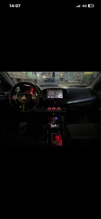 машина көлік сатылады лансер