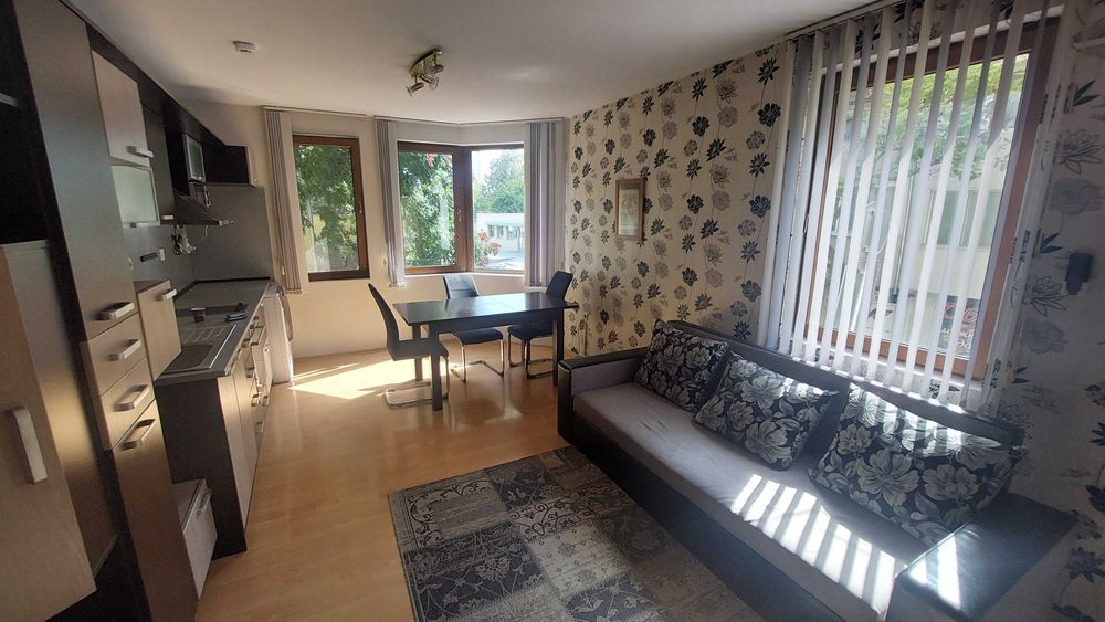 Продава се Тристаен апартамент в Варна, Окръжна болница - 82 кв.м за 2927 €/кв.м - Снимка #1