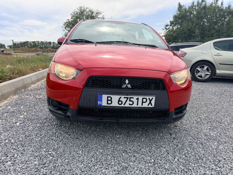 Mitsubishi Colt 1.3i 95 кс., 5 ск., 95000 км., 2009 г., евро 4, обслужена, поддържана редовно, много добро състояние, 2 ключа, реални километри.