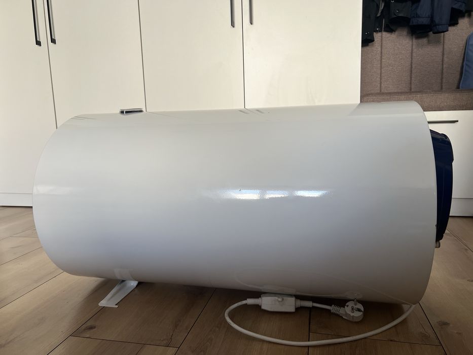 Продаётся водонагреватель б/у (подлежит ремонту)