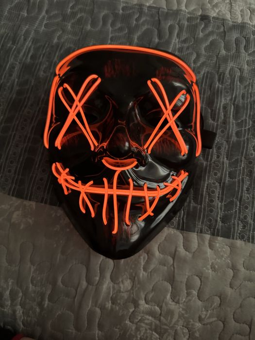 Maska cu led neon