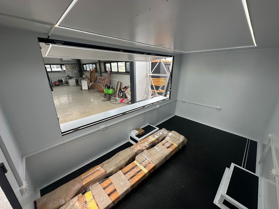 Каравана за Бързо Хранене Търговска