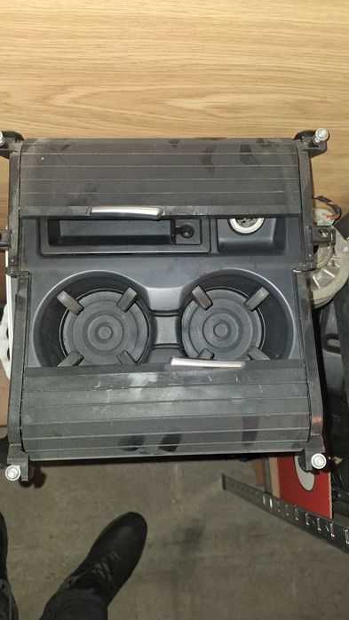 Стойка за чашки за BMW Х5 X6 Е70 E71