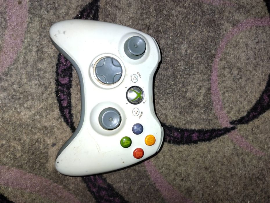 Хbox32 продам срочно