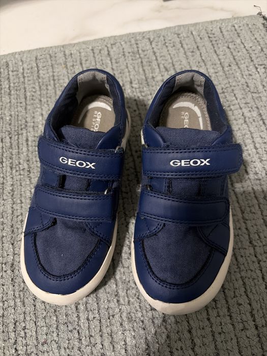 Детские кроссовки geox