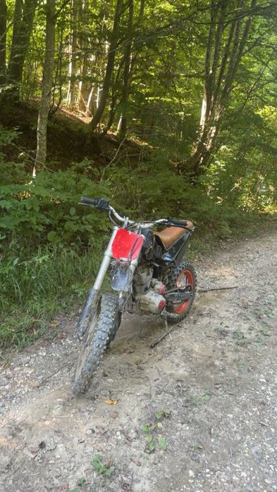 Vand sau schimb cross lifan 250cc