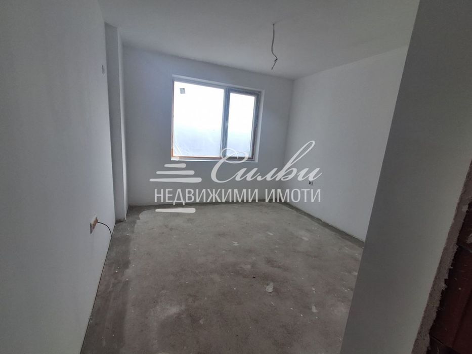 Продава се Двустаен апартамент в Шумен, Тракия - 76 кв.м за 705 €/кв.м - Снимка #1