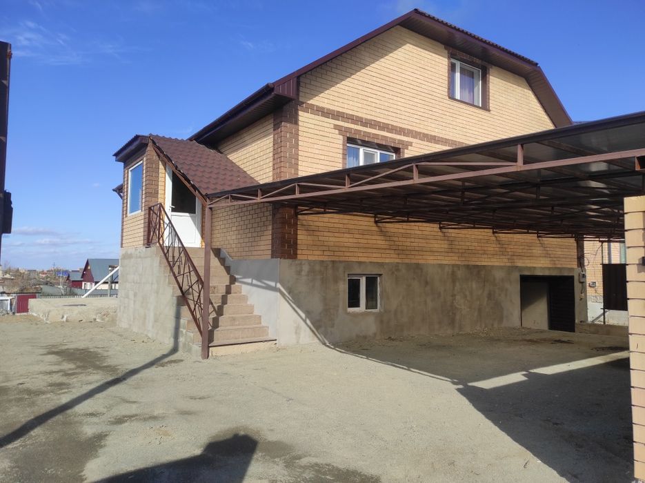 Продам дом с мансардой