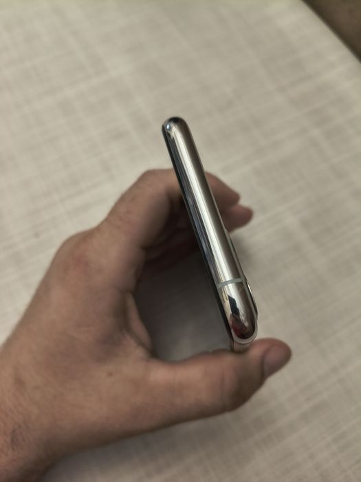 Vând telefon iPhone 11 Pro 100% baterie