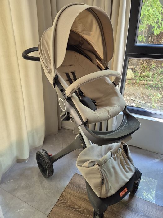 Stokke V5 количка