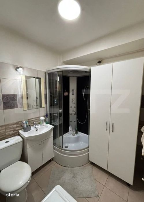 Apartament cu 2 camere, mobilat si utilat, parcare, zona Primariei
