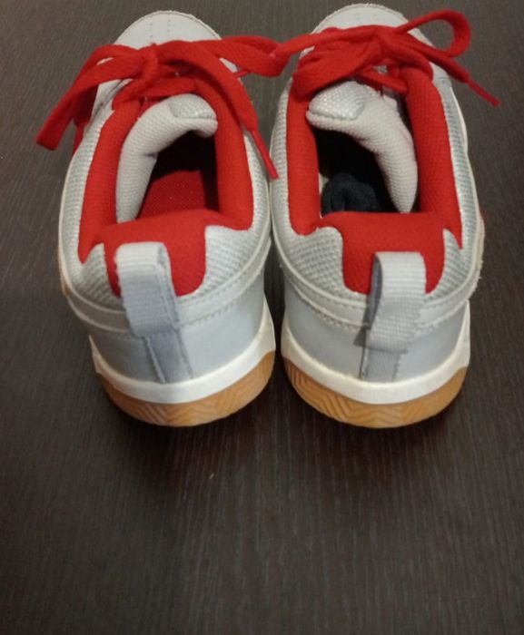 Adidasi Nike, nr 36, din piele,stare foarte bună