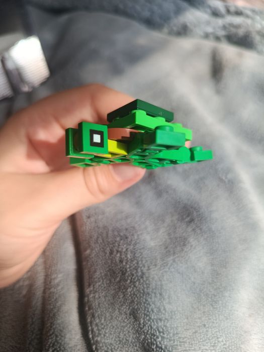 Черепашка Лего, бренда нет ,чистая ,новая и класная