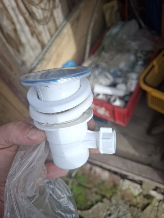 Obiecte sanitare, scurgeri, tevi