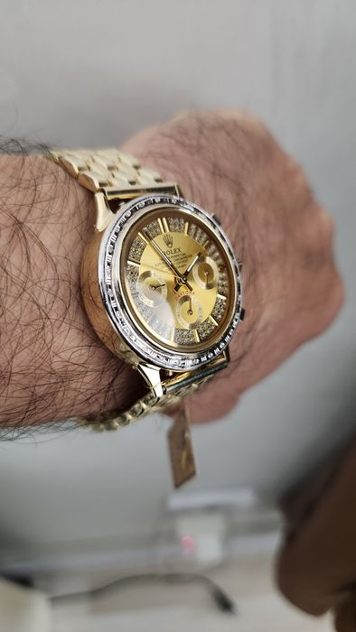 Золотые часы Rolex