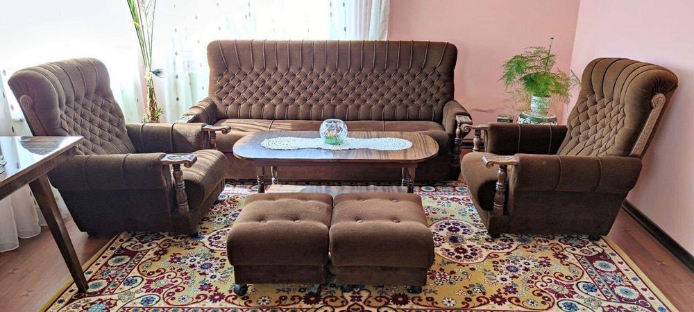 Холна гарнитура в перфектно състояние