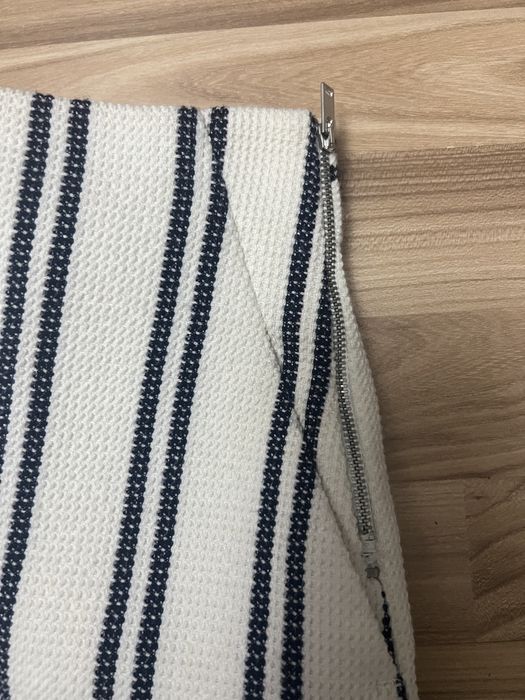 Pantaloni scurti zara