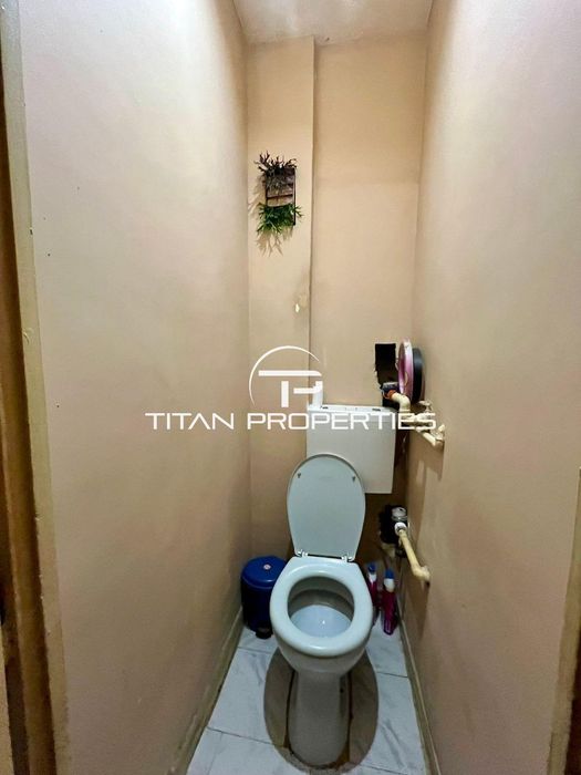 Тристаен апартамент за продажба в кв. Гагарин