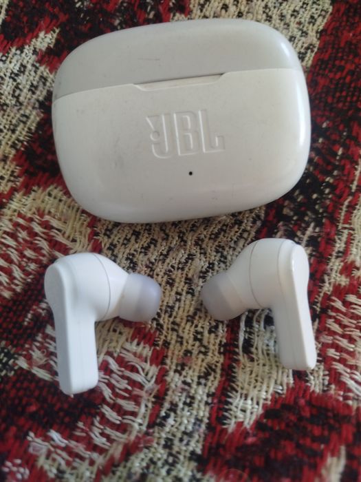 JBL Wave 200 слушалка като ново