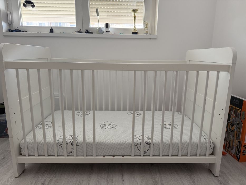 Pat bebelus cu saltea de cocos