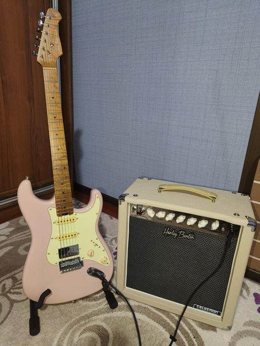 Ламповый комбик Harley Benton TUBE15 Celestion